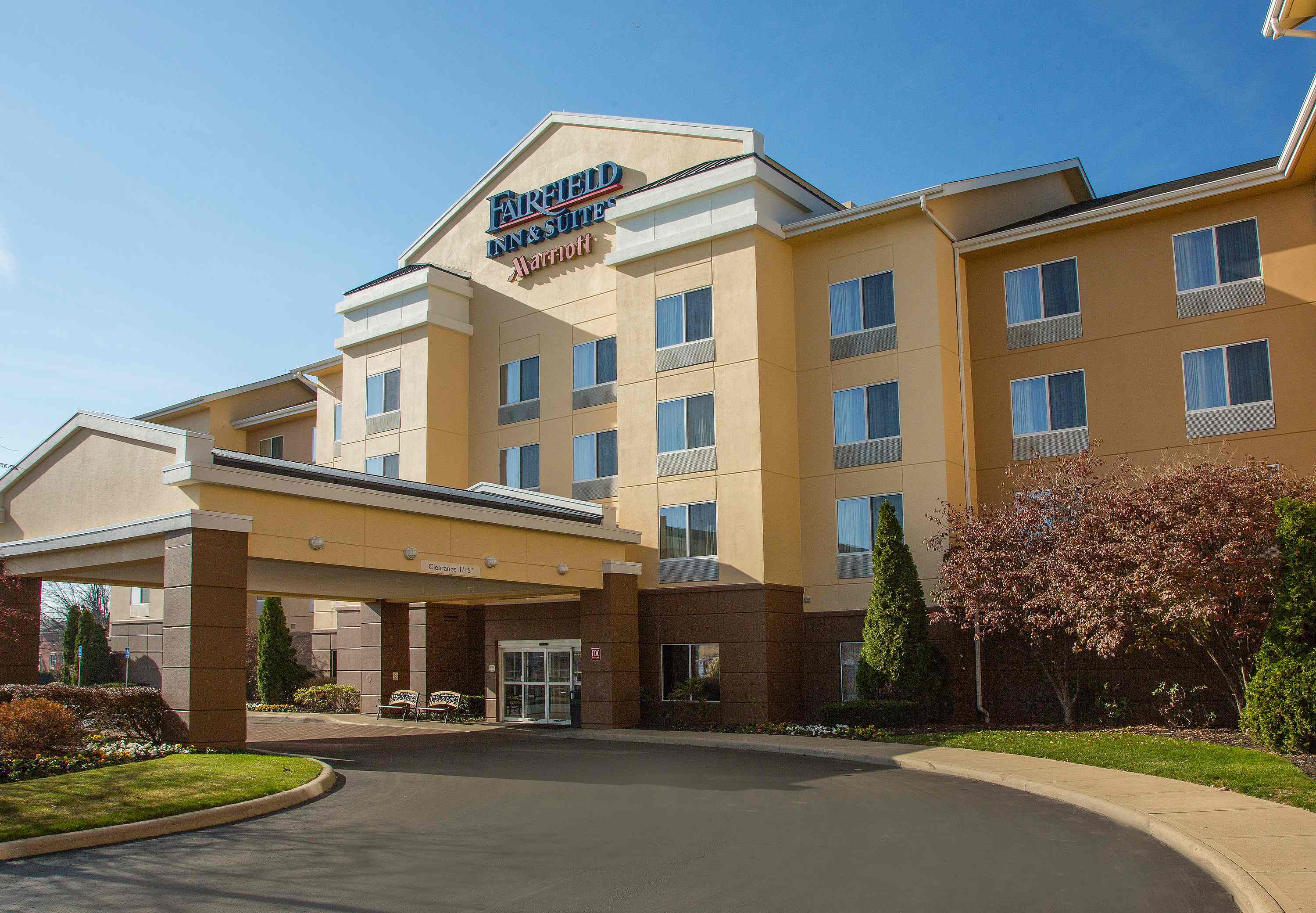 hotels in columbus ohio with suites