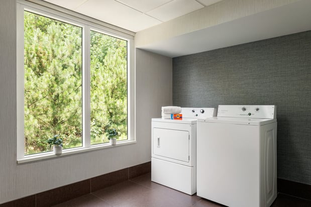 Images Holiday Inn Express & Suites Birmingham-Irondale (East) by IHG