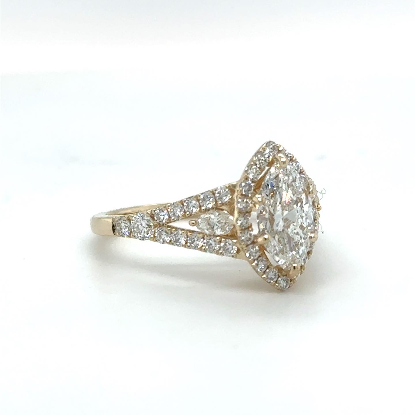 Tovon & Co. Diamonds Image