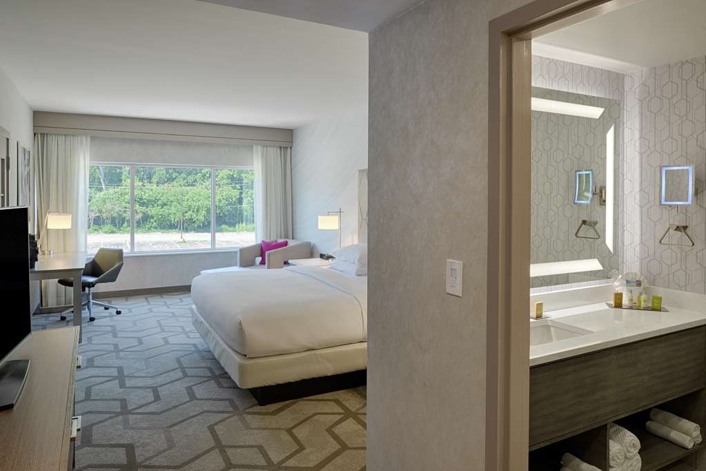Guest room