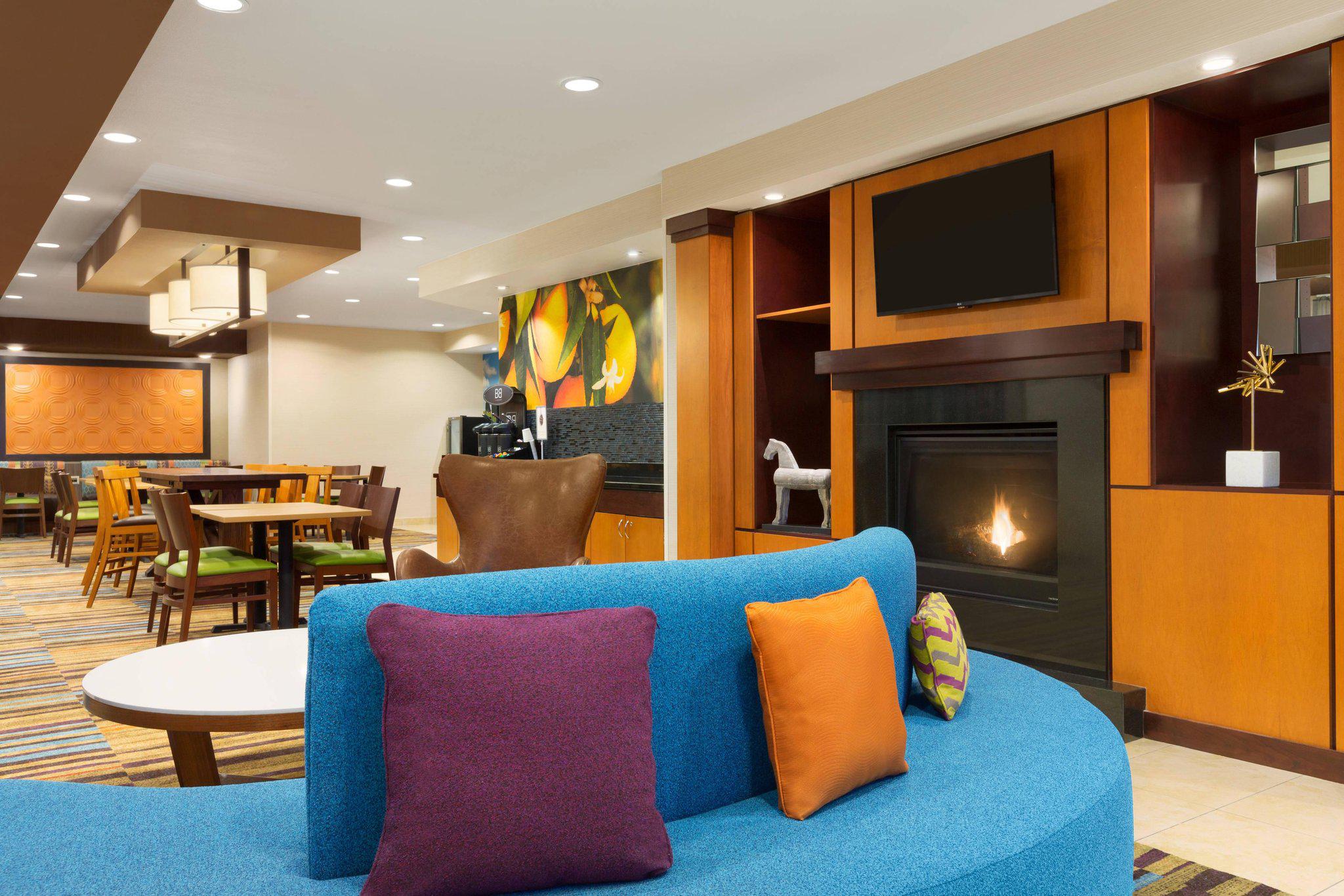 Fairfield Inn & Suites by Marriott Houston North/Cypress Station Photo