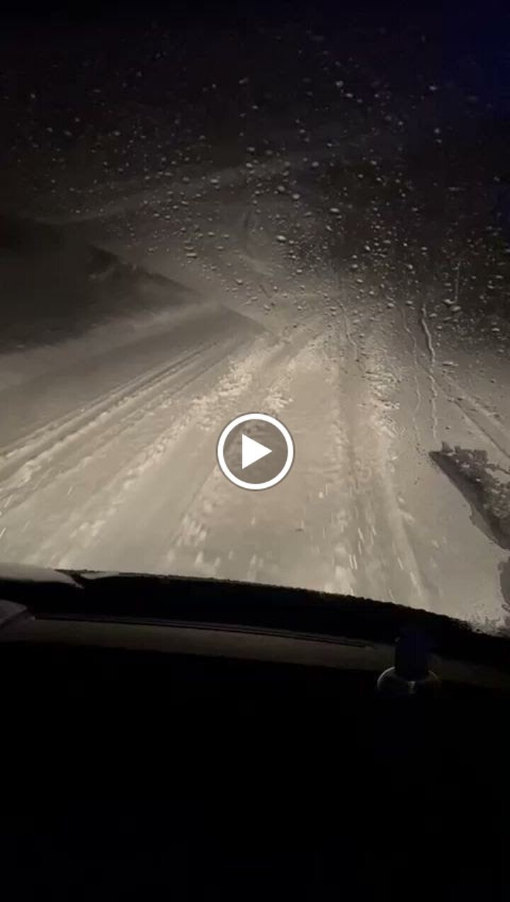 Images Fleet and Goo Minibus