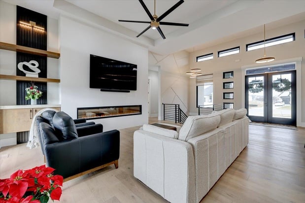 Images MIR Homes Inc