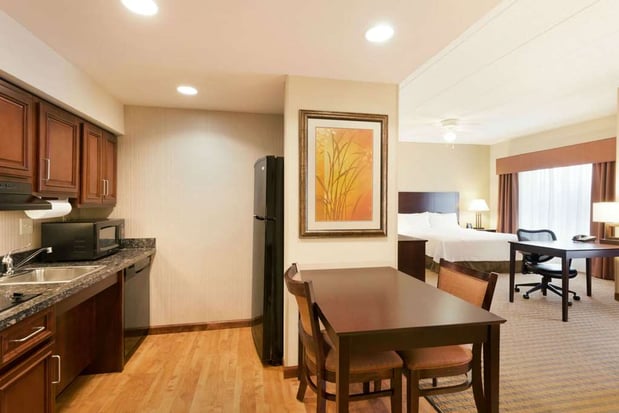 Images Homewood Suites by Hilton Minneapolis-New Brighton