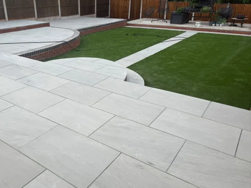 Images Dickens Heath Paving