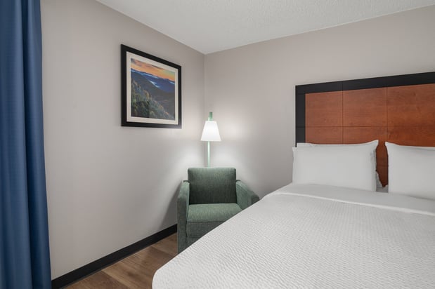 Images Garner Hotel Wytheville East by IHG