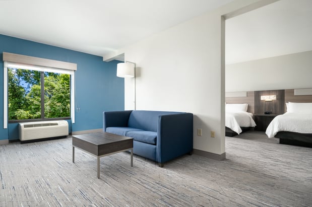Images Holiday Inn Express & Suites Newport South by IHG