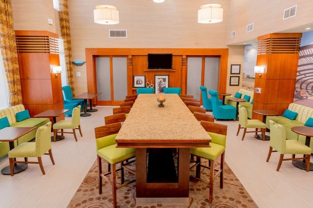Images Hampton Inn & Suites Riverside/Corona East