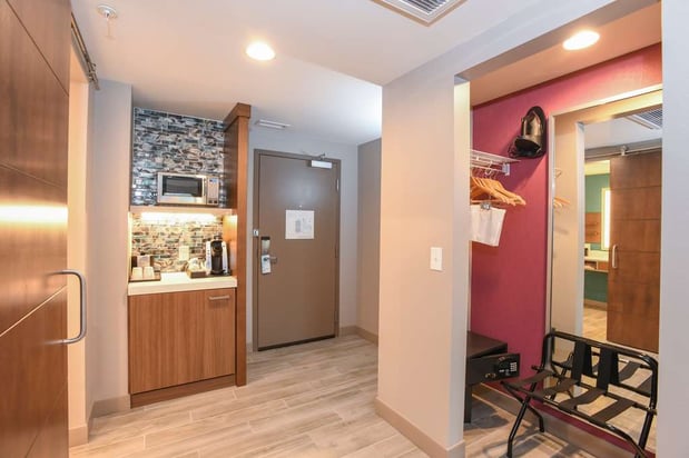 Images Hilton Garden Inn Cincinnati Midtown