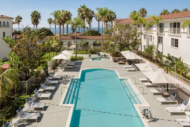 Images Hilton Garden Inn Carlsbad Beach