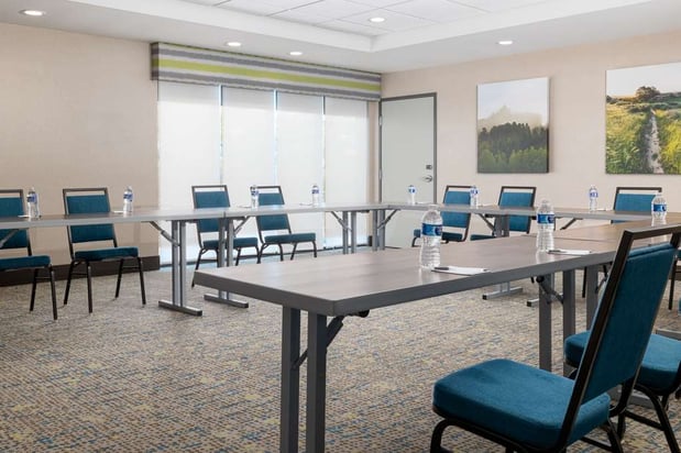 Images Hampton Inn & Suites Porter Ranch Los Angeles