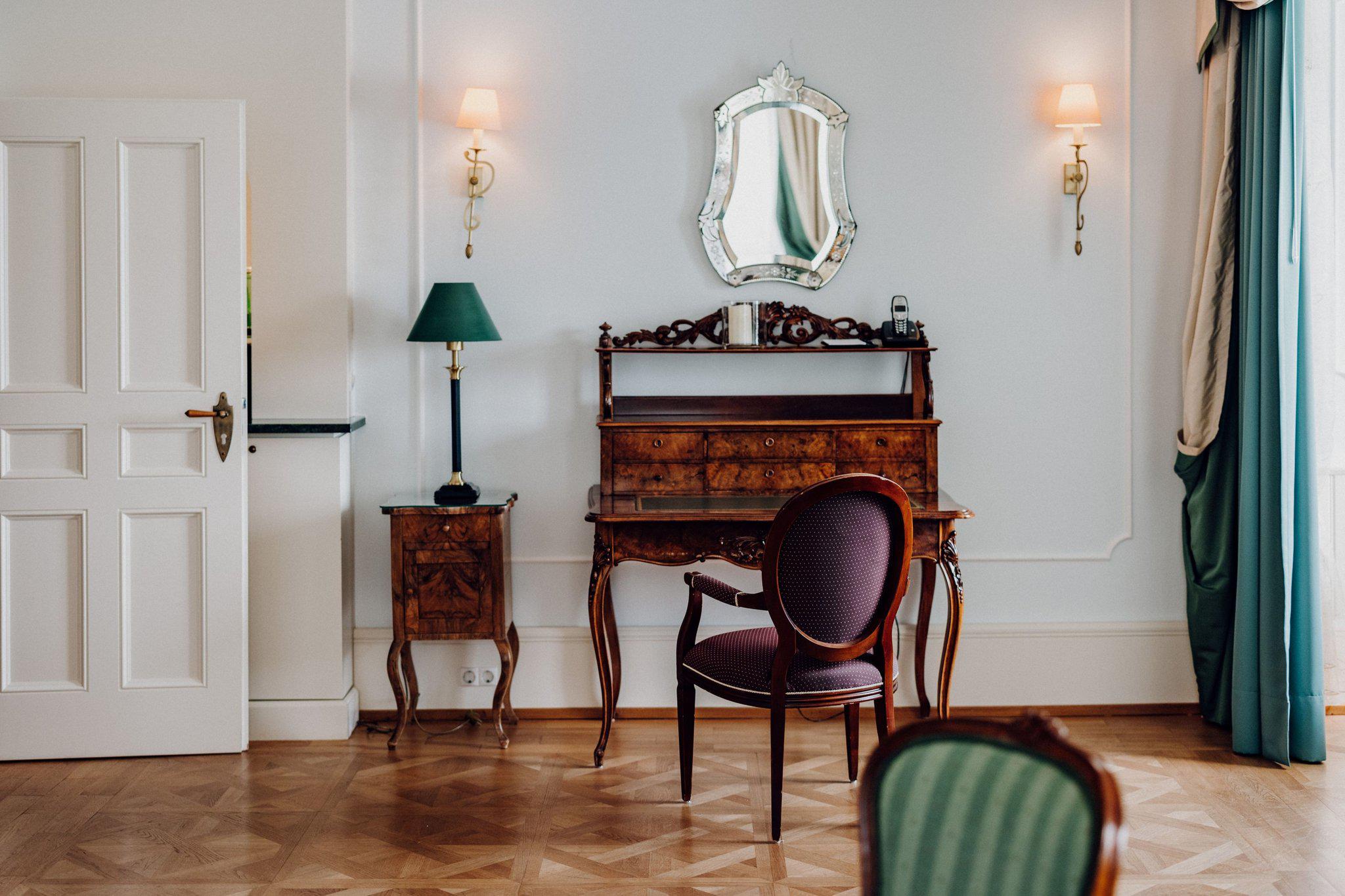 Schloss Fuschl, a Luxury Collection Resort & Spa, Fuschlsee-Salzburg, Schloss Strasse 19 in Hof Bei Salzburg