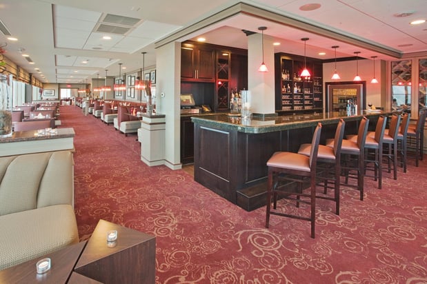 Images Holiday Inn & Suites Virginia Beach - North Beach by IHG