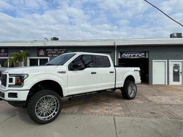 Images R&B Wheels & Tires