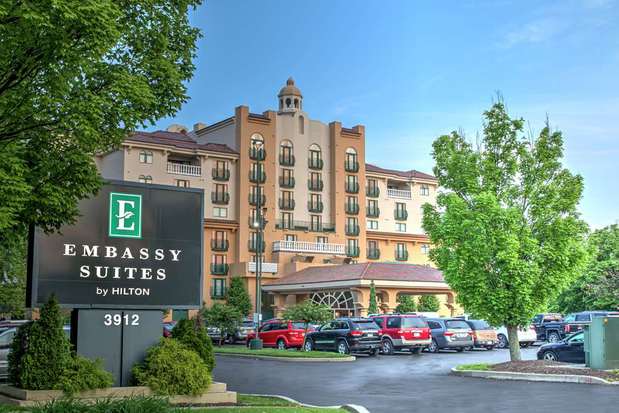 Images Embassy Suites by Hilton Indianapolis North