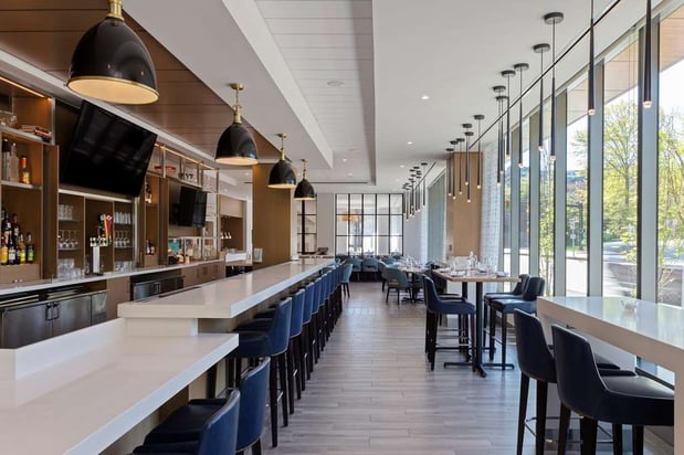 Images Hilton Garden Inn Boston Brookline