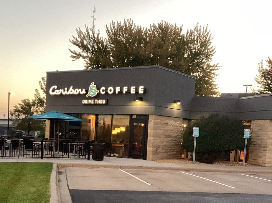 Storefront of the Caribou Coffee at 1661 Commerce Dr in North Mankato