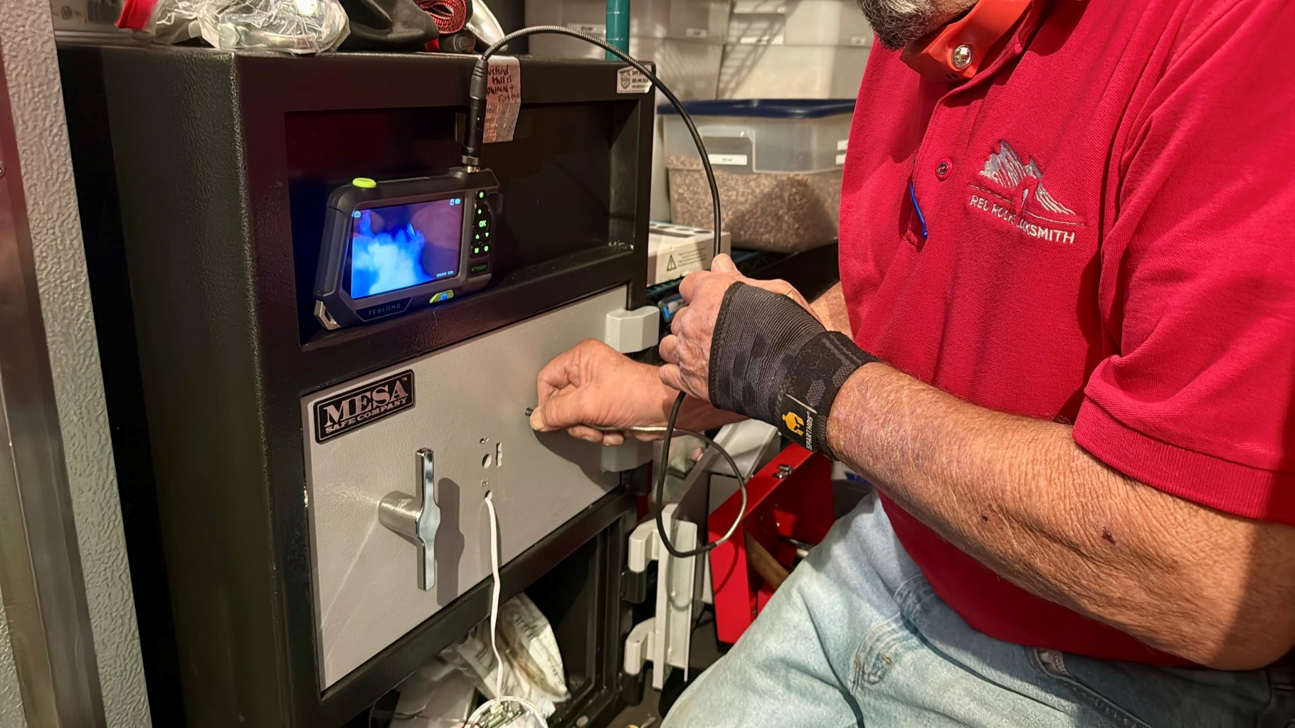 Emergency Locksmith at Work