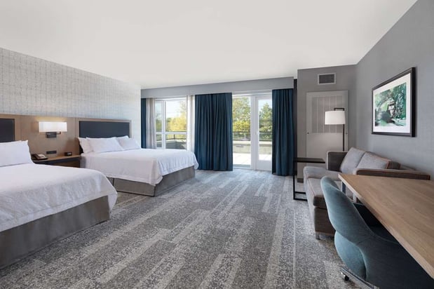 Images Hampton Inn & Suites Watertown Boston