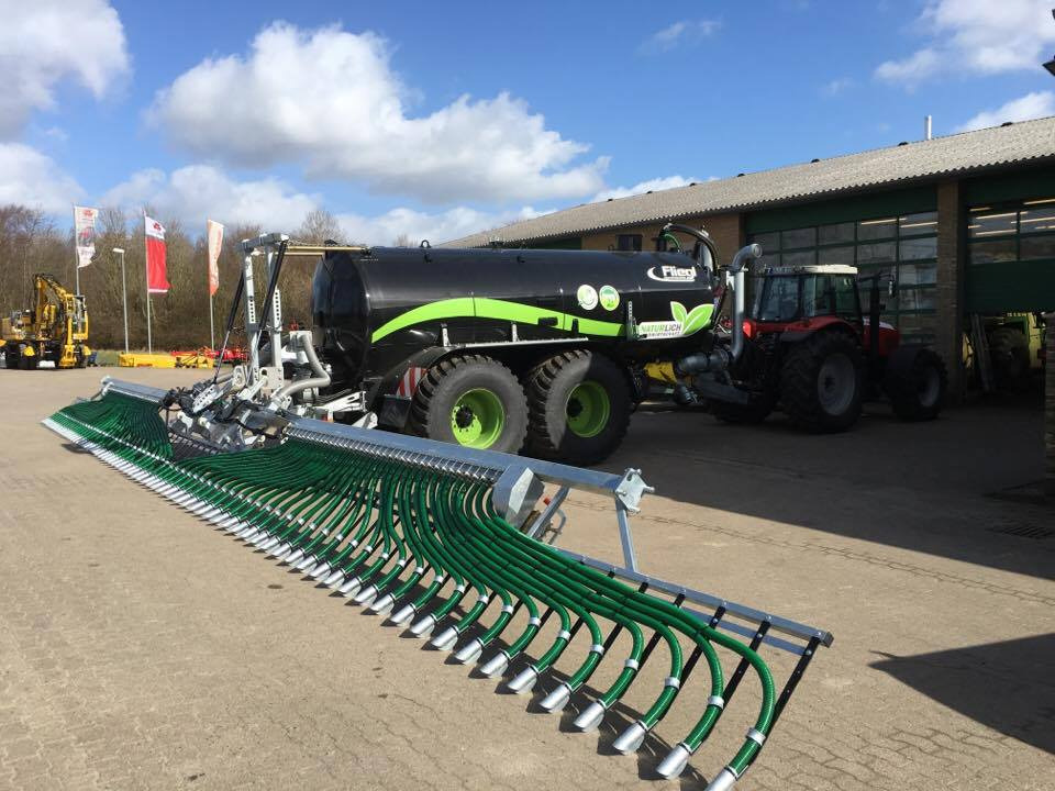 Jöhnk Landmaschinen & Dienstleistungs GmbH & Co. KG, Satruper Straße 18 in Böklund