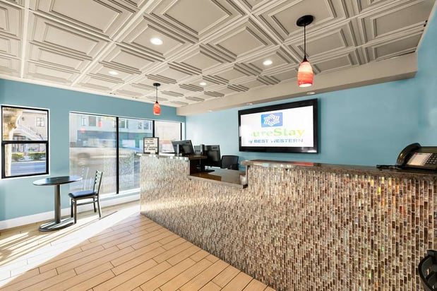 Images SureStay by Best Western San Francisco Marina District