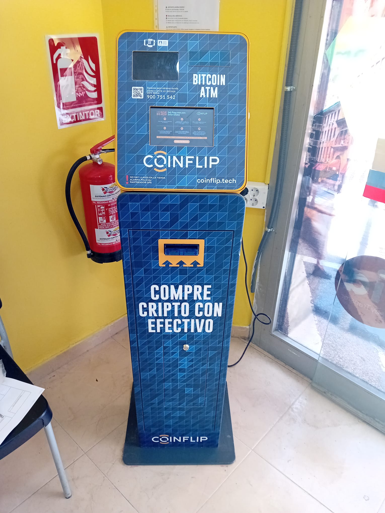 Images CoinFlip Bitcoin ATM - WORLD CIS LATINO EL PRAT (El Prat de Llobregat)