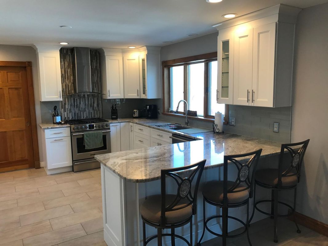 Affordable Granite & Cabinetry Image