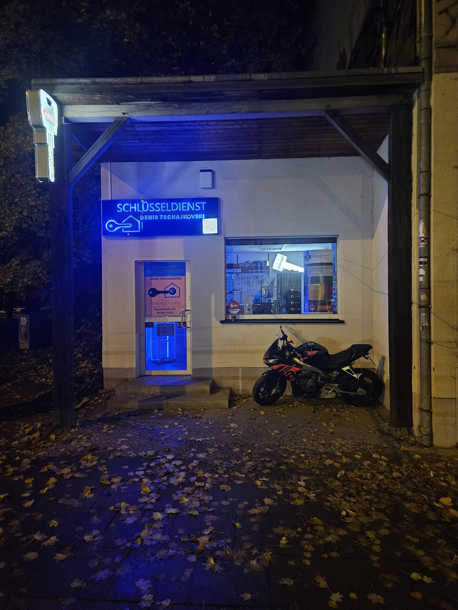 Schlüsseldienst Denis Tschajkovski   Türöffnung, Hauptstraße 50 in Berlin