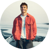 man wearing flannel shirt