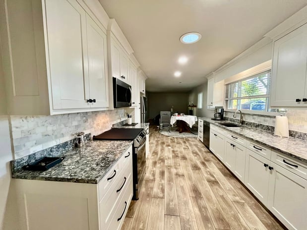 Images Oakridge Cabinet and Design