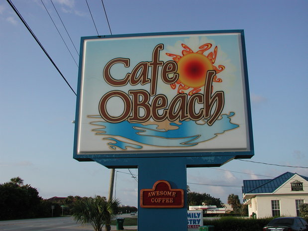 Images cafeobeach.com