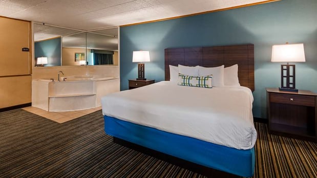 Images Best Western Woodhaven Inn