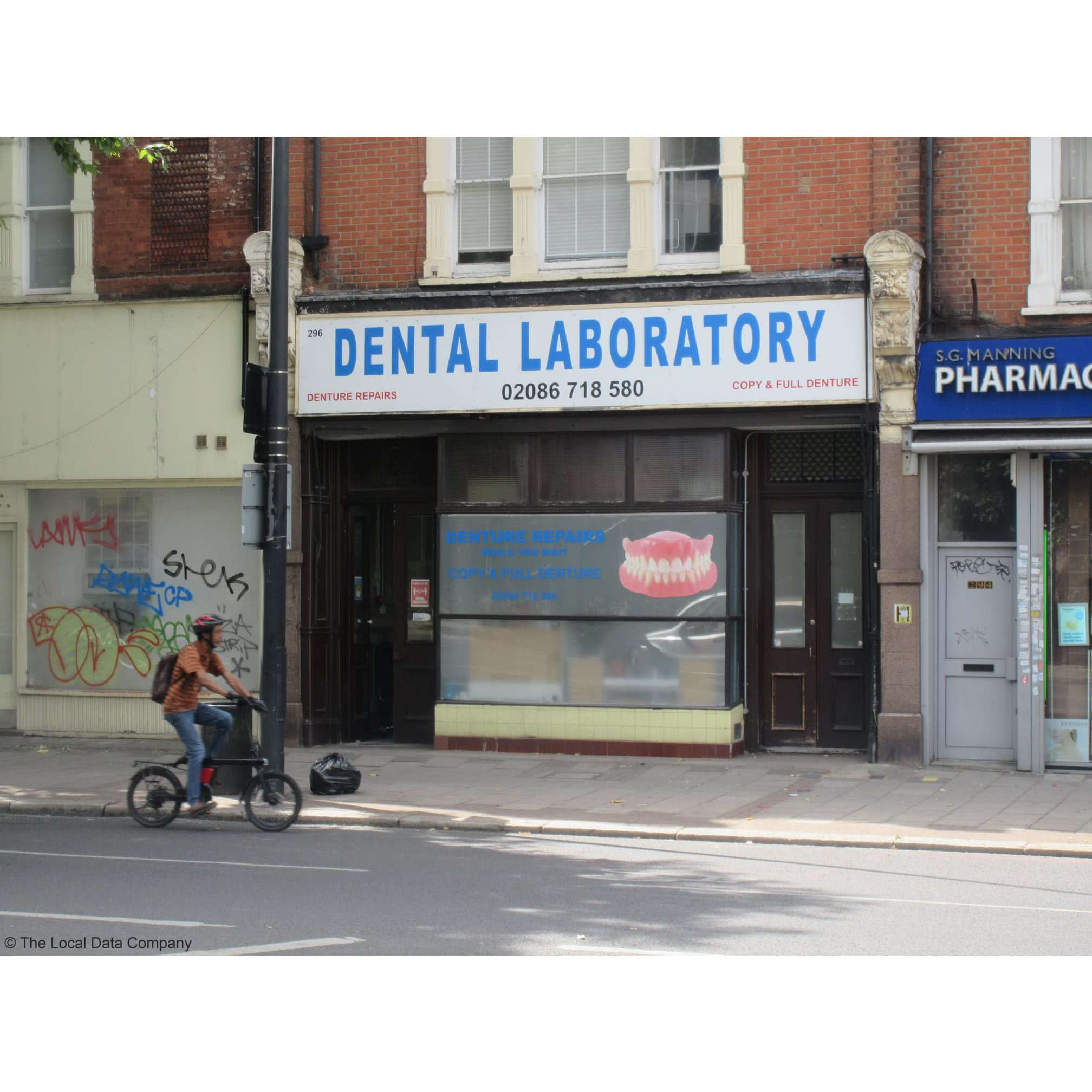 LOGO G Szekely Dental Laboratory London 020 8671 8580