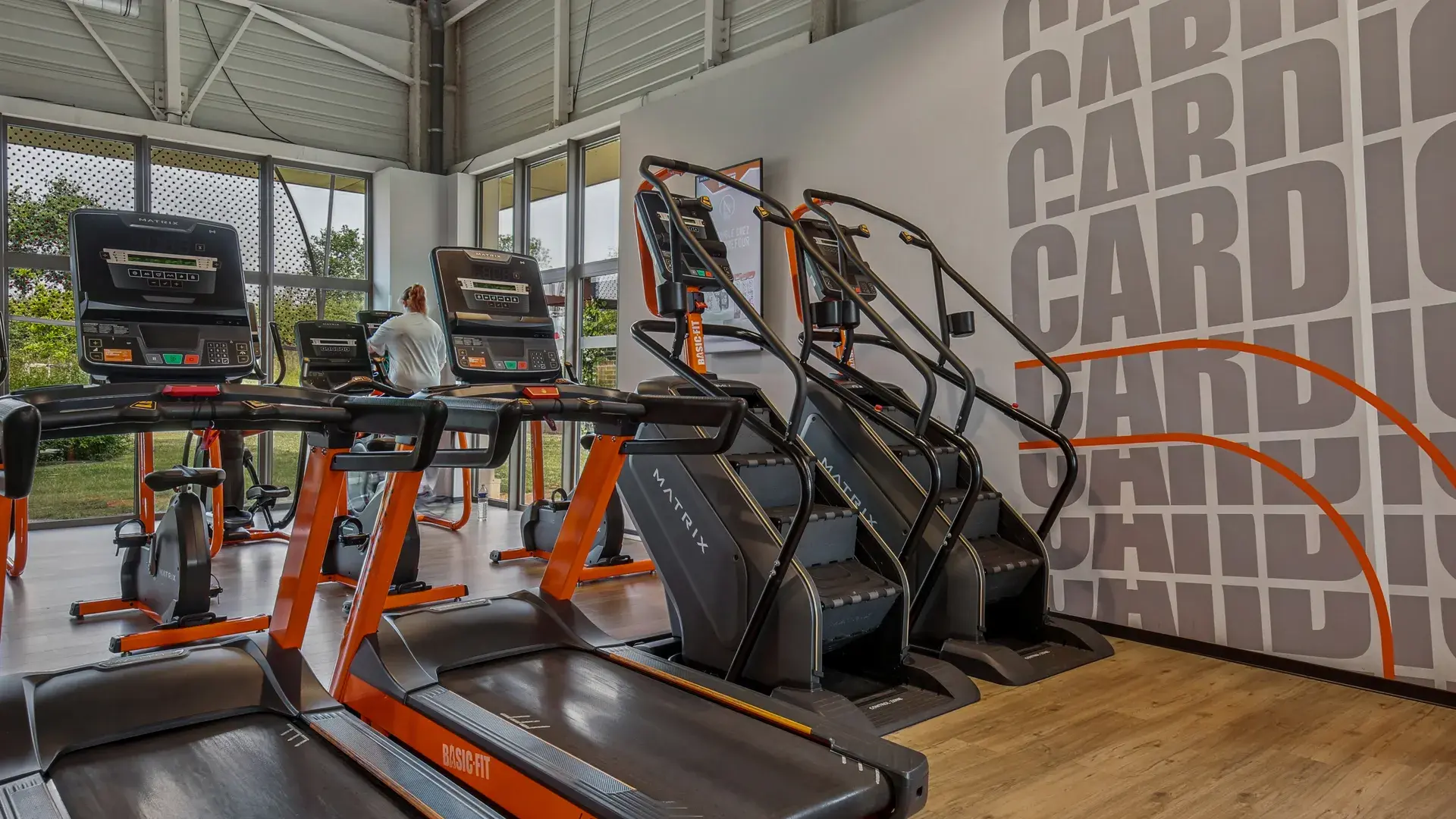 Images Basic-Fit 24/7