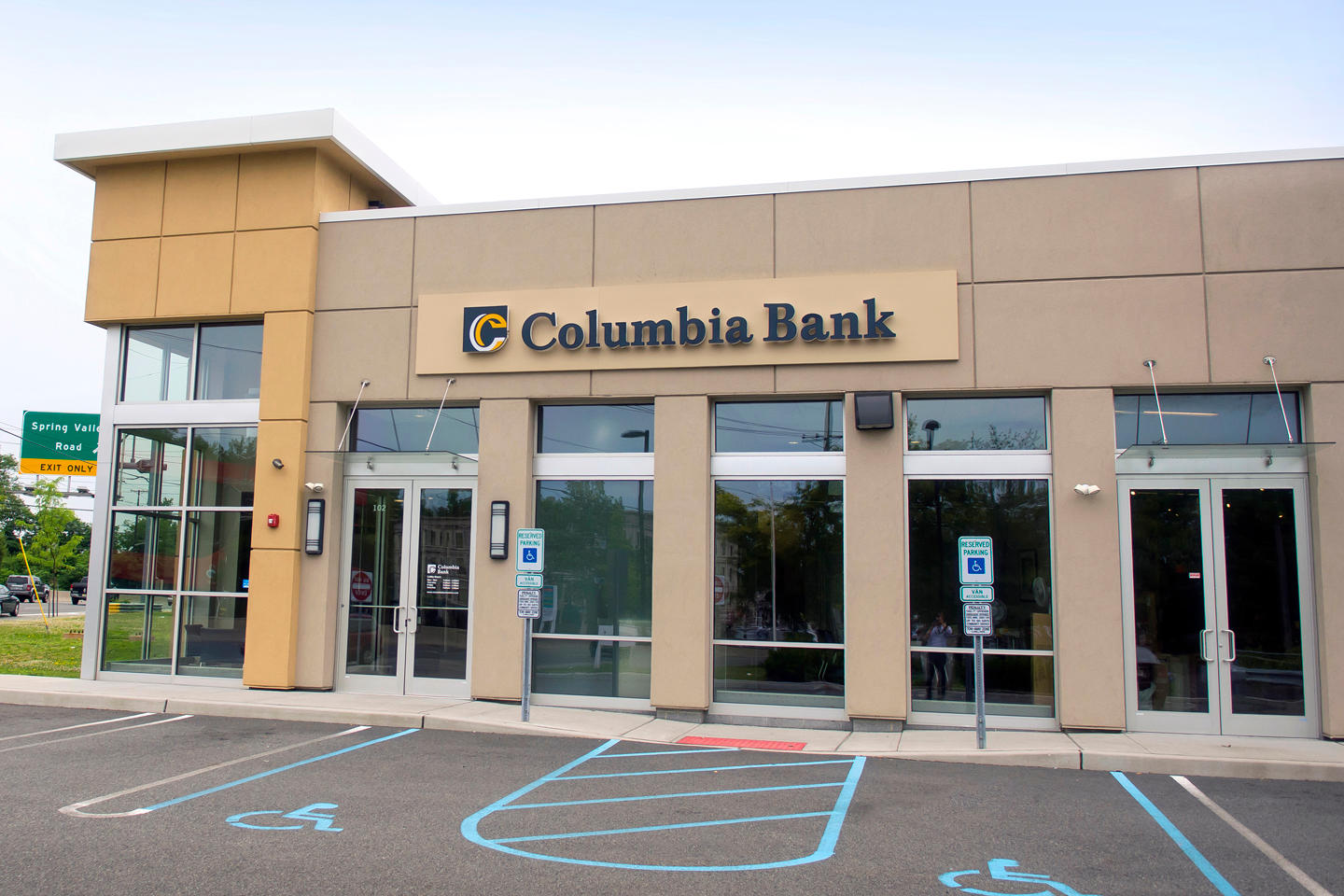 Image 2 | Columbia Bank