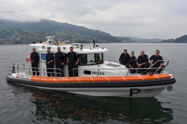 Bilder Bootsfahrschule Bachmann - Bootsfahrschule Vierwaldstättersee