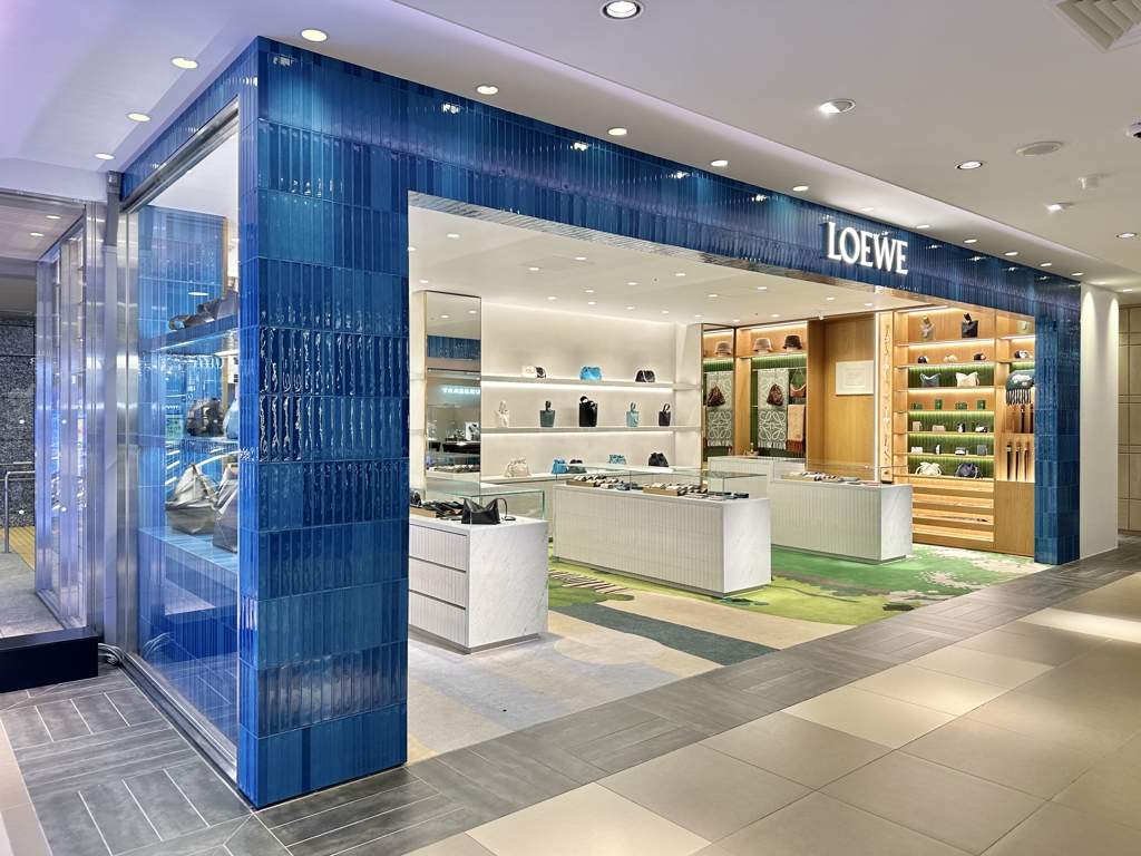 Images ロエベ 大丸梅田店