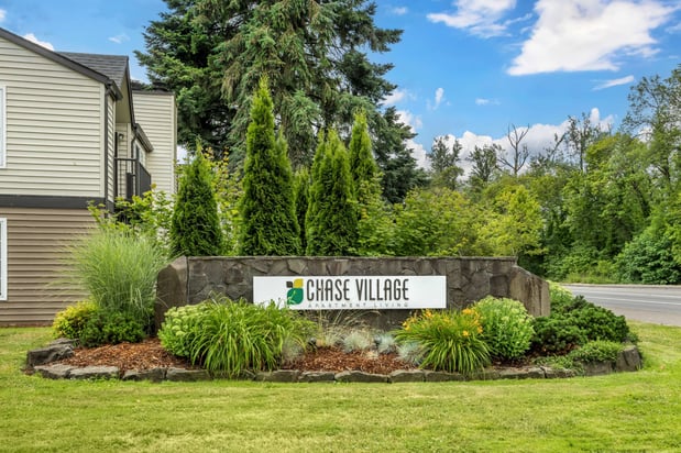 Images Chase Village