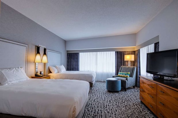 Images DoubleTree Suites by Hilton Hotel & Conference Center Chicago-Downers Grove