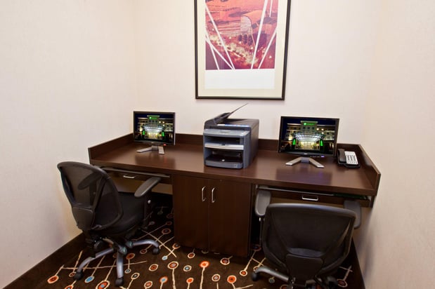 Images Holiday Inn Louisville Airport - Fair/Expo by IHG