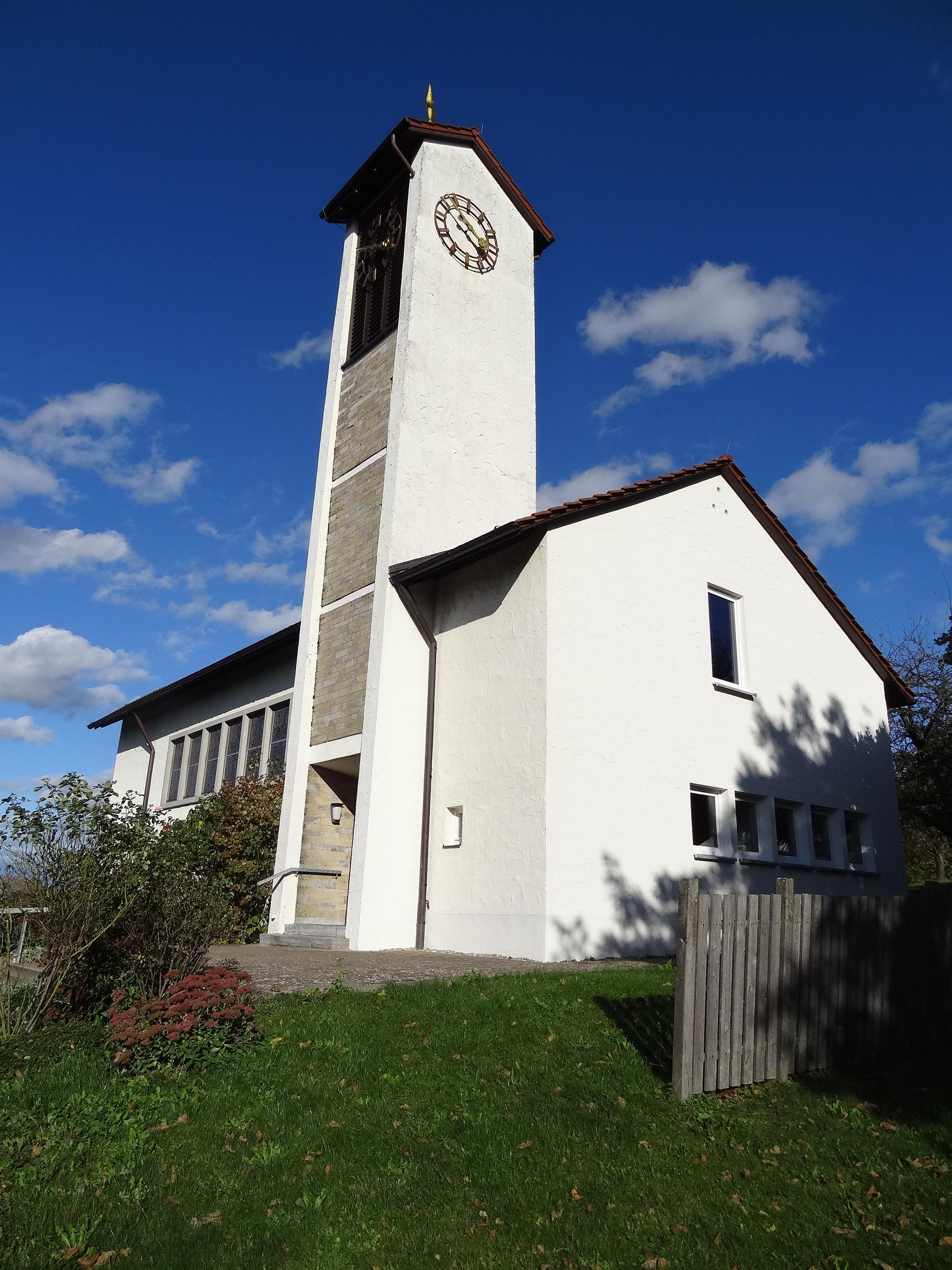 Christuskirche - Evangelische Kirchengemeinde Zell unter Aichelberg, Weidestraße in Aichelberg