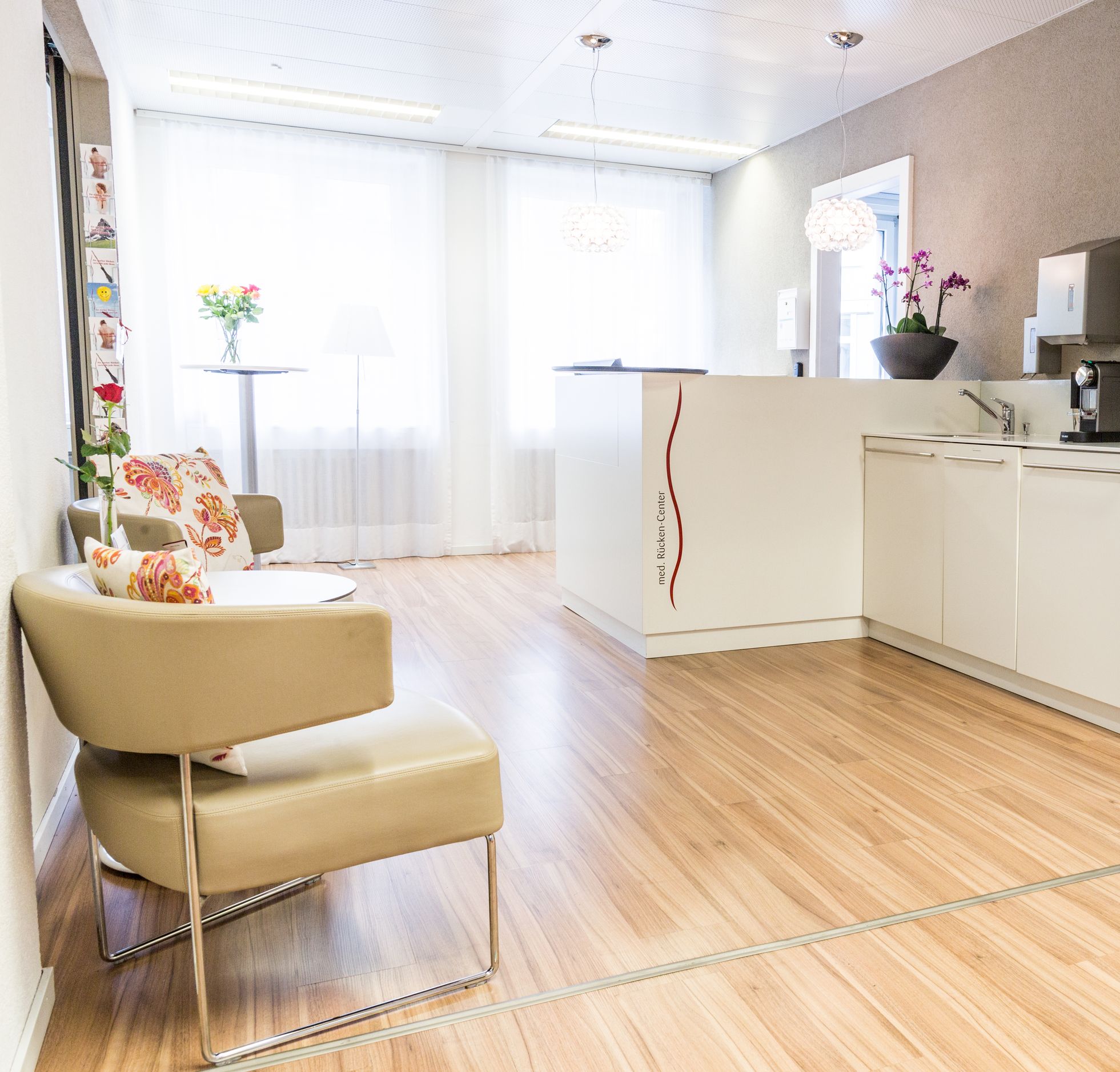 Rücken Center med., Nüschelerstrasse 45 in Zürich
