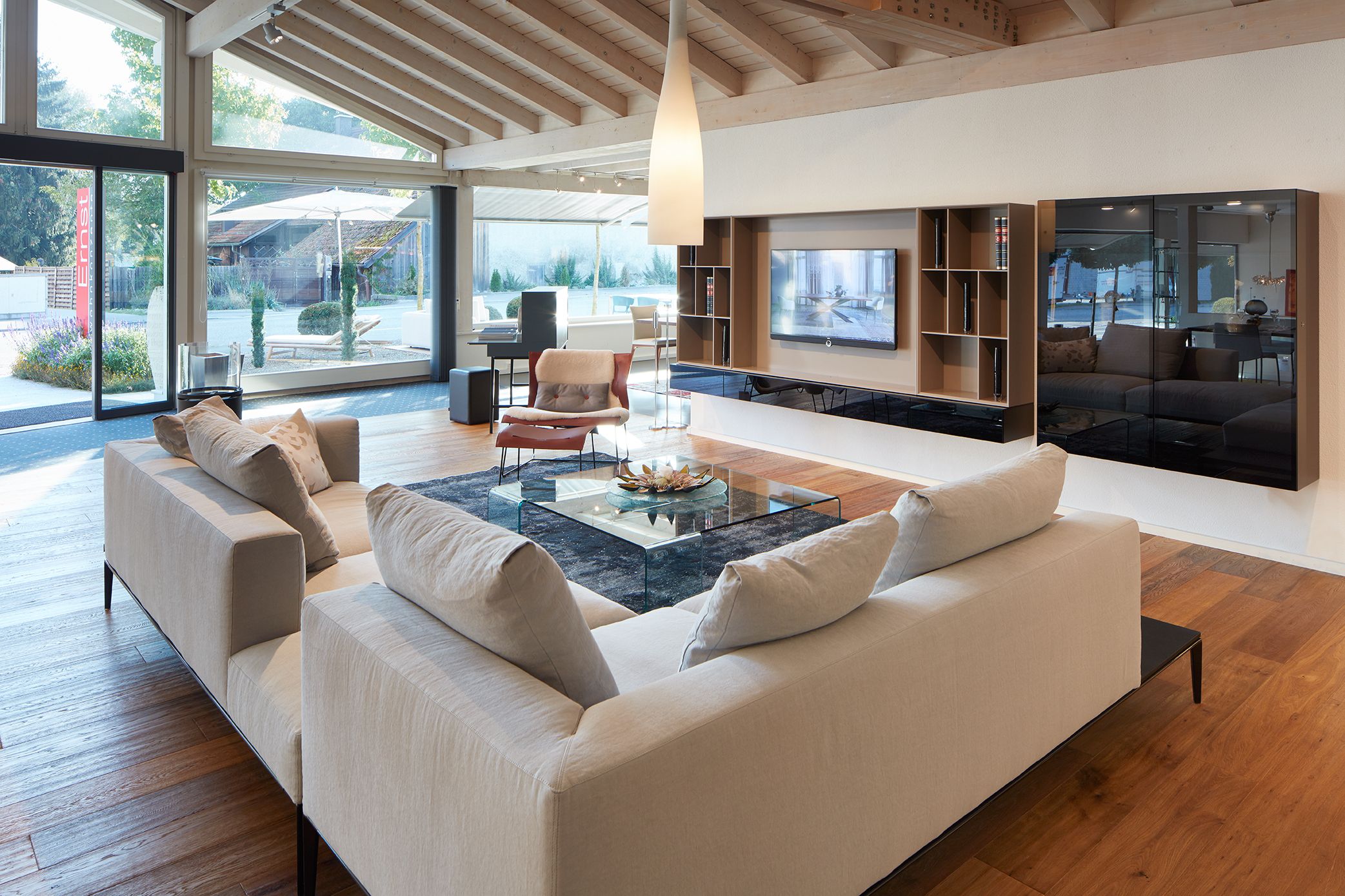 Ernst Wohnkonzepte Möbel Ernst AG / USM Vertriebspartner, Hauptstrasse 9 in Holziken