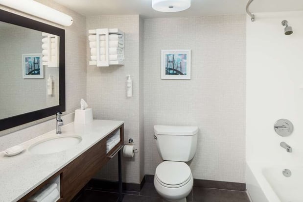 Images Hampton Inn & Suites Savannah - I-95 South - Gateway