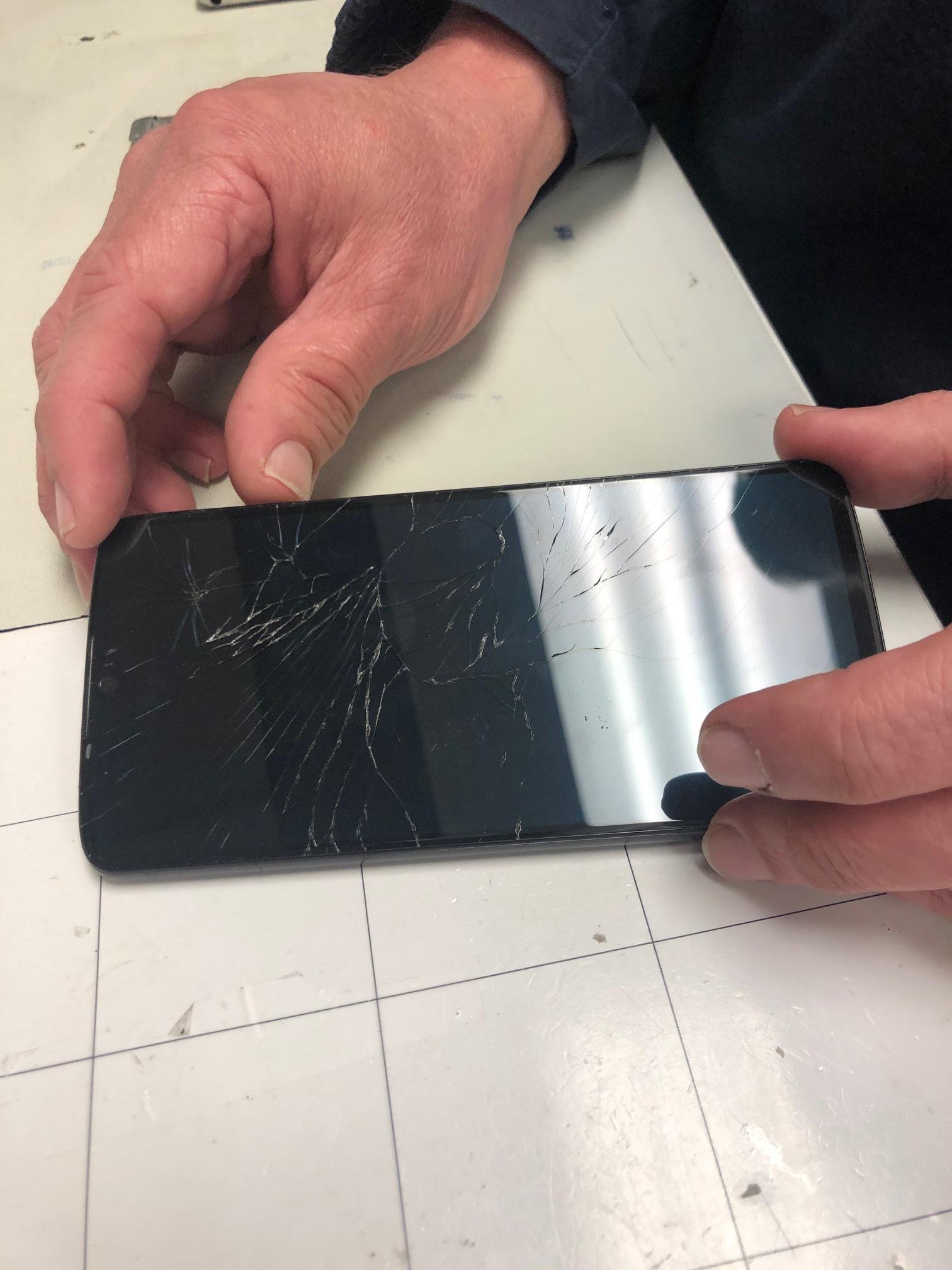 Cracked Screen Repair Silverdale WA