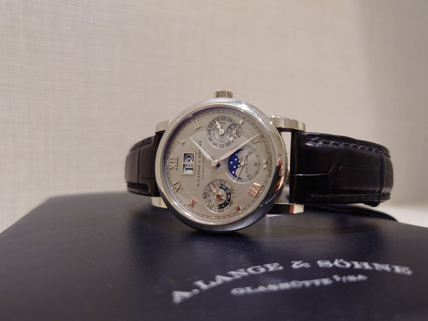 Images 買取サロンKOMEHYO GINZA PLUS