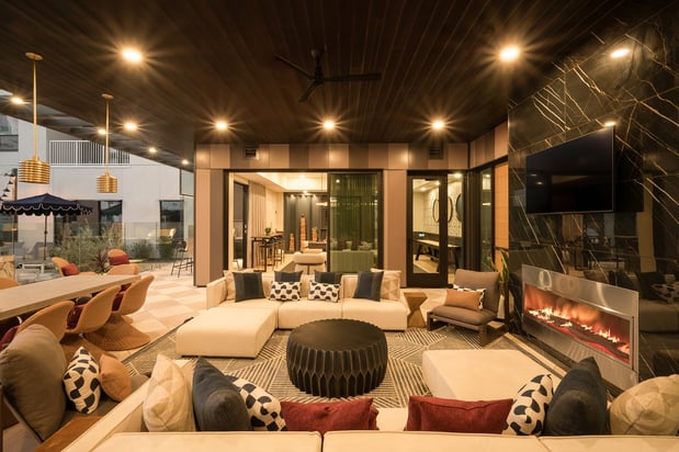 Images Huxley Scottsdale