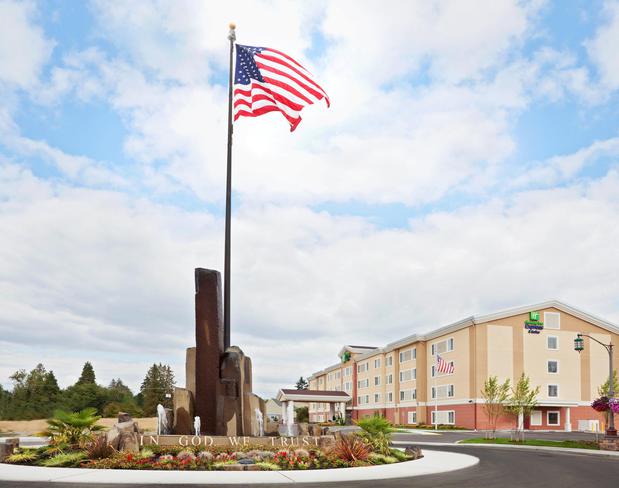 Images Holiday Inn Express & Suites Chehalis-Centralia, an IHG Hotel