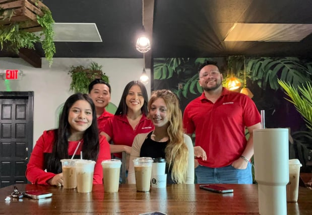 Images Jessica Cruz Phung - State Farm Insurance Agent
