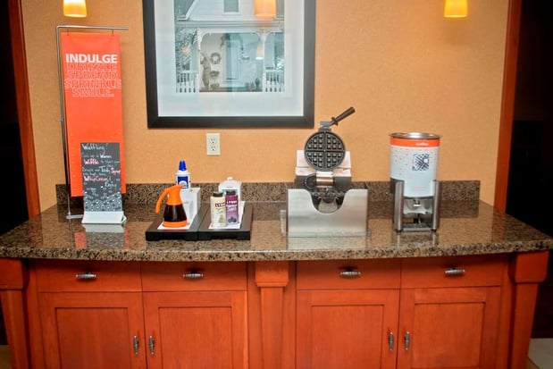 Images Hampton Inn Evanston